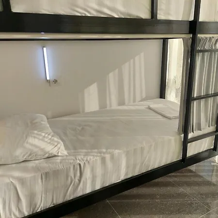 Boutique بيت شباب